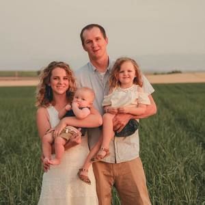 Meet your Posher, Cara